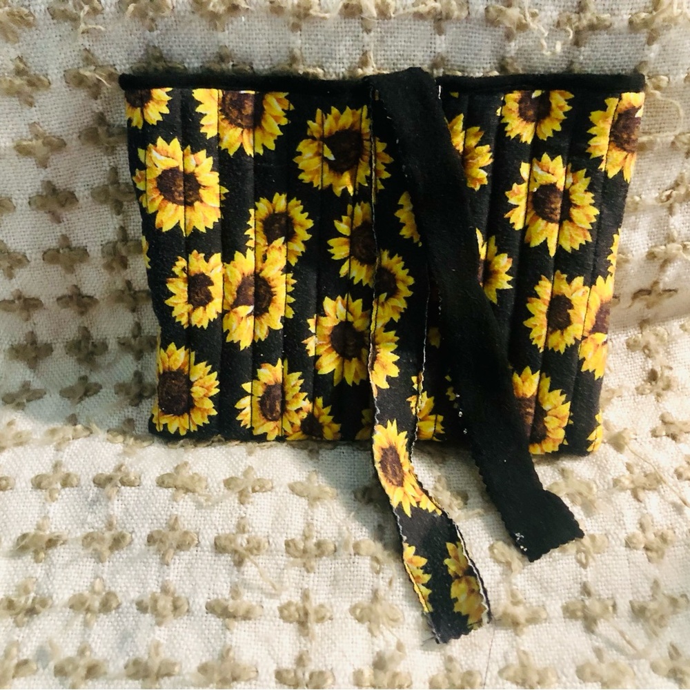 Sunflower Print book cover - Black & Yellow